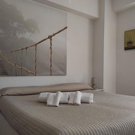 Monolocali Da Vinci Hotel Falconara Marittima Bagian luar foto